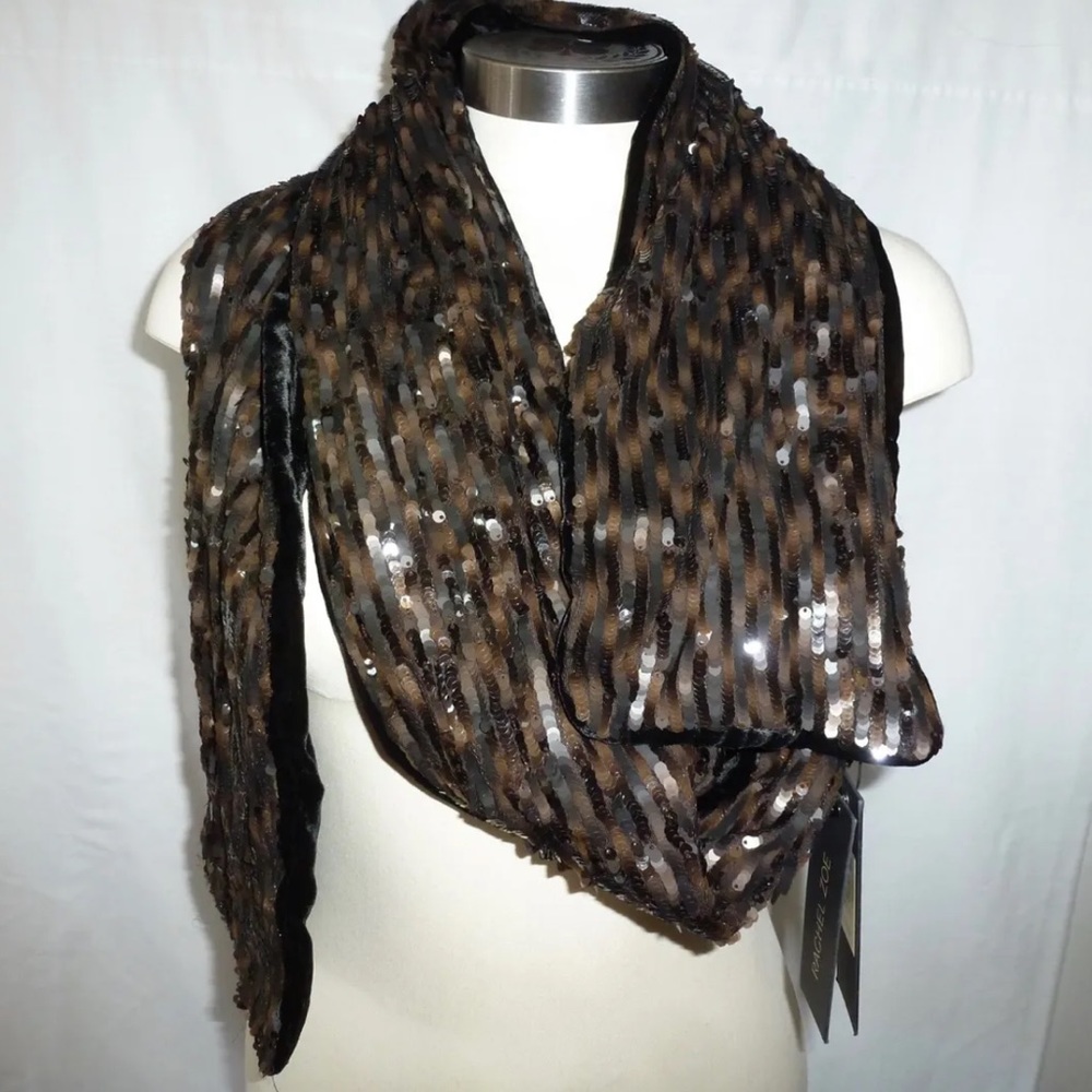 Sequin scarf - Picture 2 of 4
